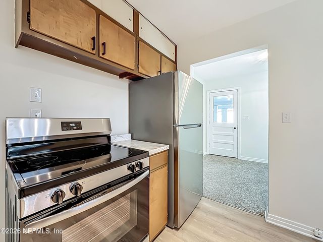 6131 BARTHOLF Avenue, Jacksonville, FL 32210