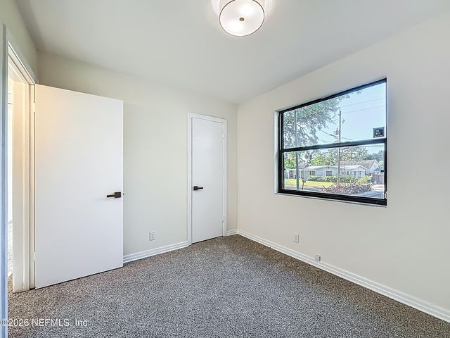 6131 BARTHOLF Avenue, Jacksonville, FL 32210