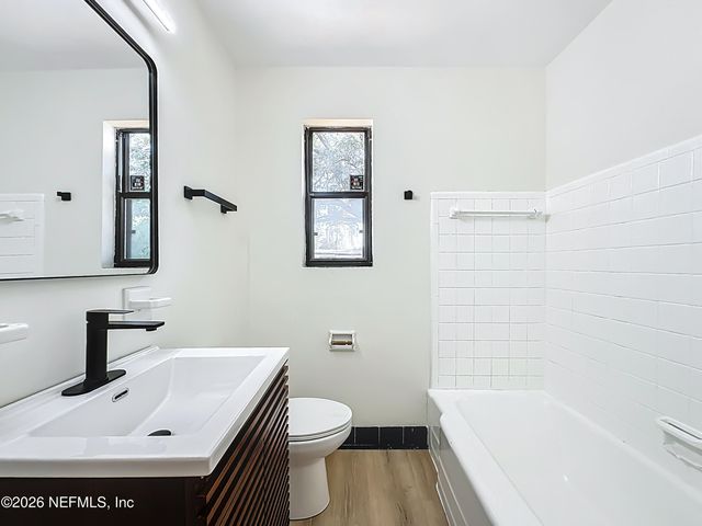 6131 BARTHOLF Avenue, Jacksonville, FL 32210