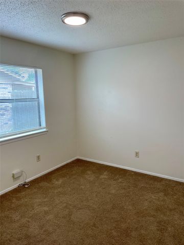 905 Northshore Drive, Garland, TX 75040