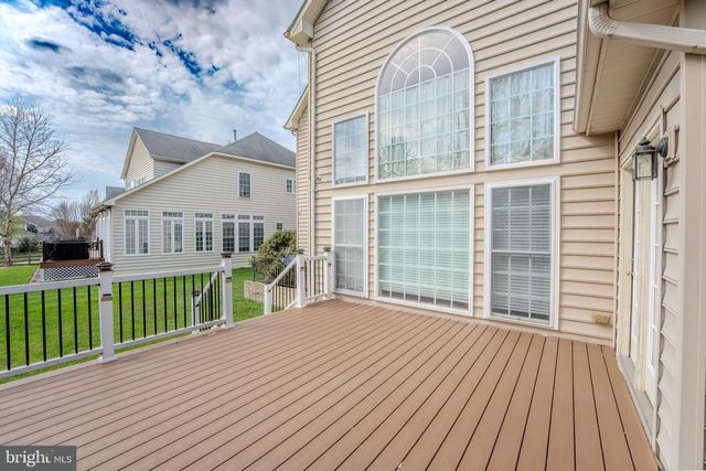 9215 SHAFERS MILL DR, Frederick, MD 21704