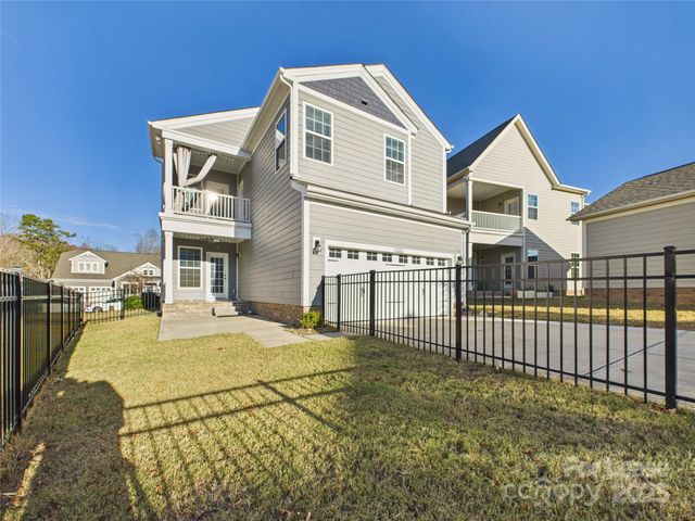 6064 Cloverdale Drive, Tega Cay, SC 29708