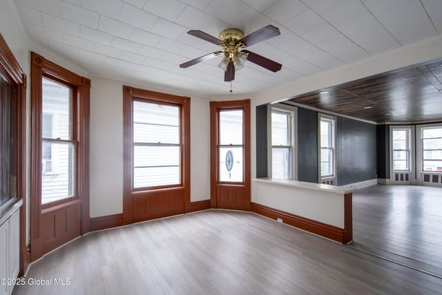 224 5th Avenue, Troy, NY 12180