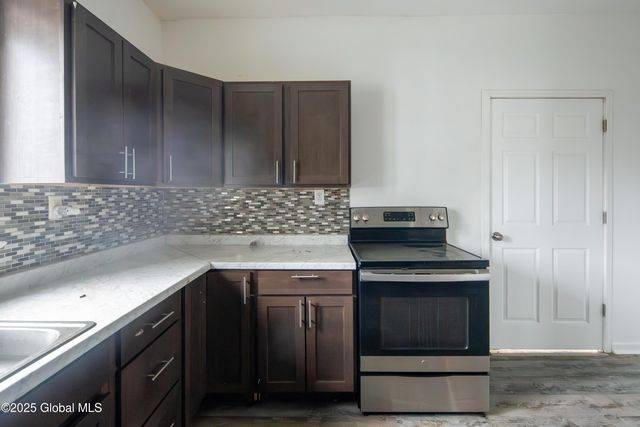 224 5th Avenue, Troy, NY 12180