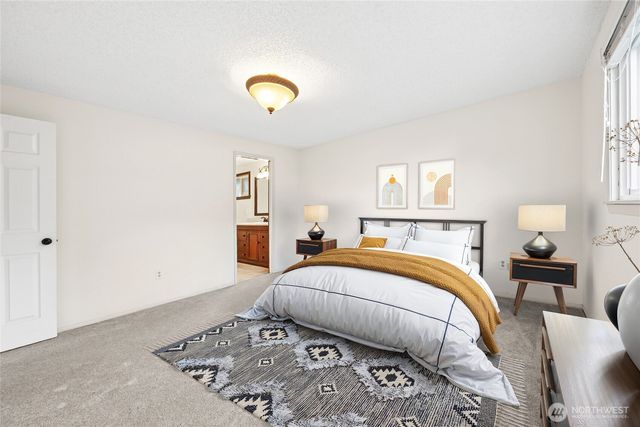 1417 S 257th Place, Des Moines, WA 98198