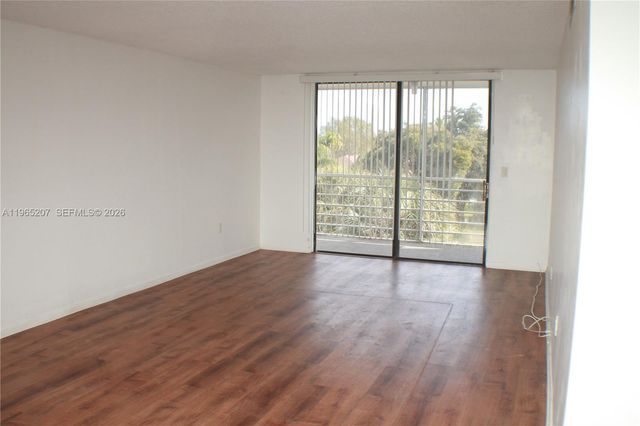 1830 SW 81st Ave 4414, North Lauderdale, FL 33068