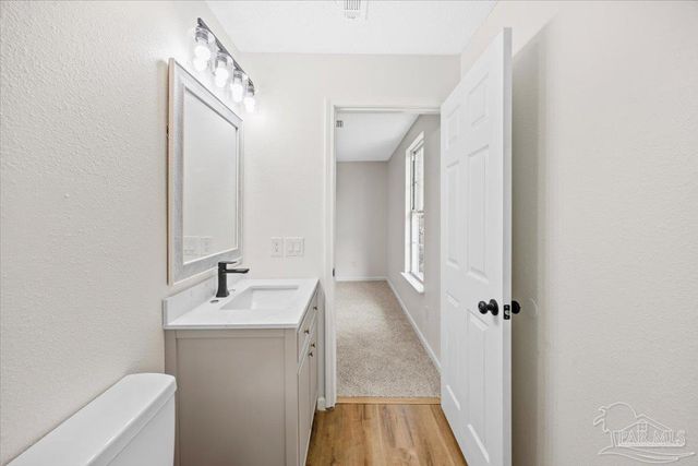 8821 Camshire Cir, Pensacola, FL 32507