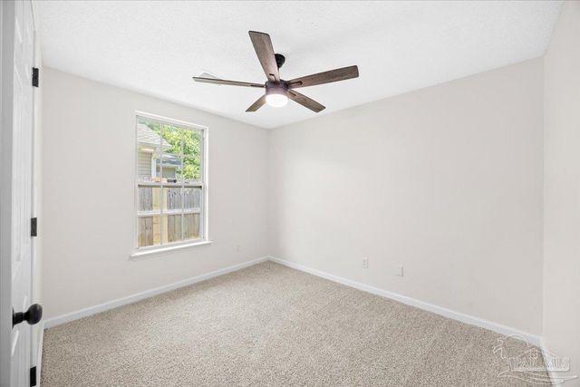 8821 Camshire Cir, Pensacola, FL 32507