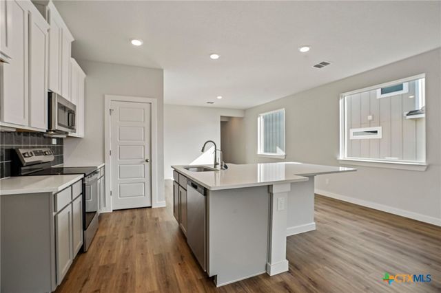 761 Whitman Street, New Braunfels, TX 78130