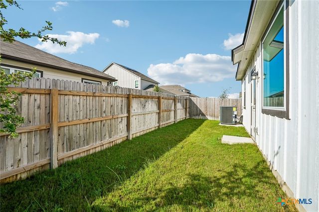 761 Whitman Street, New Braunfels, TX 78130