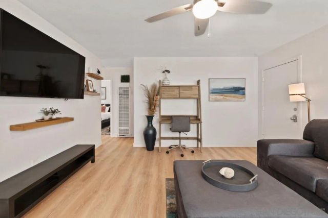 1816 Diamond Street, San Diego, CA 92109