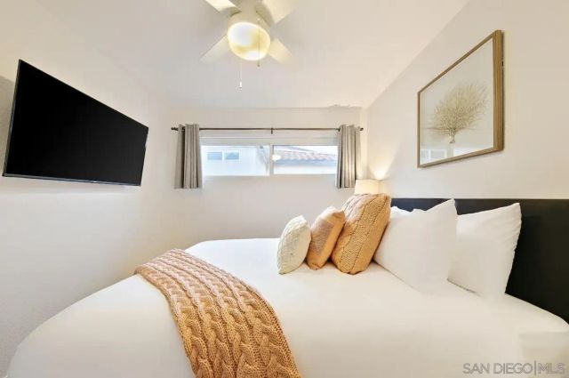 1816 Diamond Street, San Diego, CA 92109