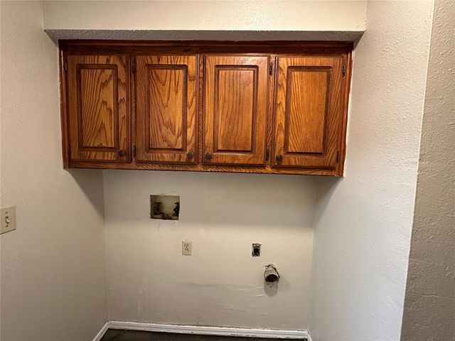 520 Peppertree Lane, Midwest City, OK 73110