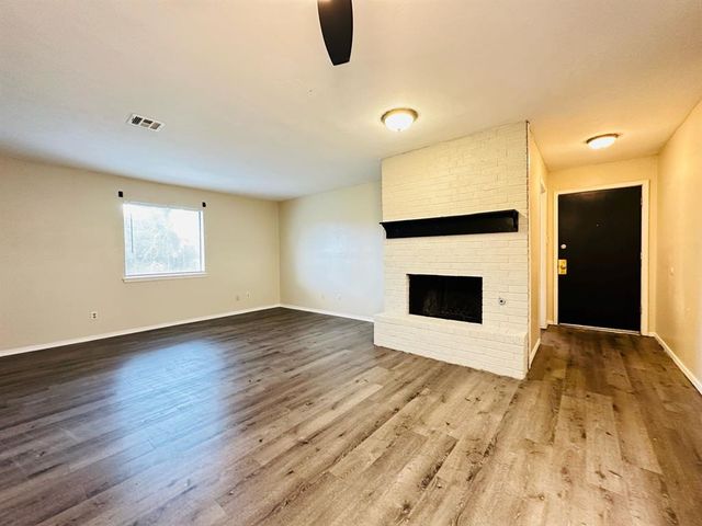 520 Peppertree Lane, Midwest City, OK 73110