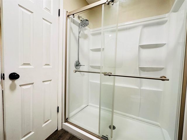 520 Peppertree Lane, Midwest City, OK 73110
