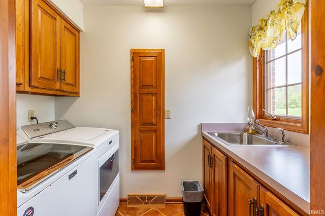 17515 Roth Road, Spencerville, IN 46788