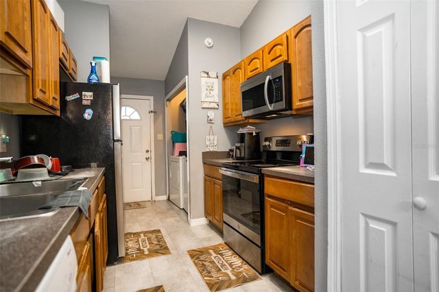 6701 MAGNOLIA POINTE CIRCLE, Orlando, FL 32810