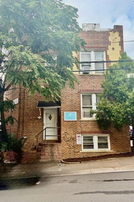 60-07 43rd Avenue, New York City, NY 11377