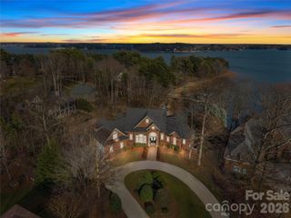 8052 Westbay Drive, Denver, NC 28037