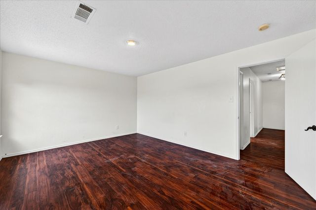 6008 Mckaskle Drive, Fort Worth, TX 76119