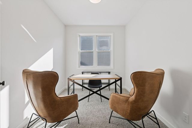 20104 Globe Drive, Lakeville, MN 55044