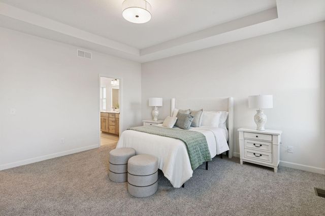 20104 Globe Drive, Lakeville, MN 55044