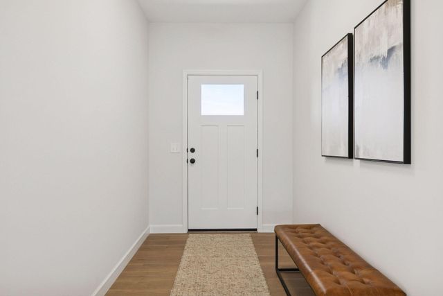 20104 Globe Drive, Lakeville, MN 55044