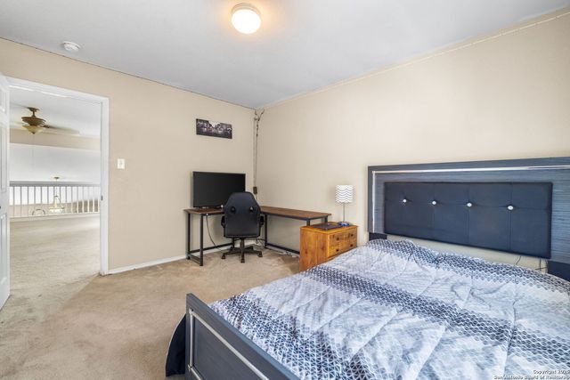 6522 Charles Fld, Leon Valley, TX 78238