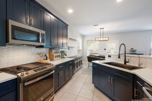 21646 Seminole Oaks, San Antonio, TX 78261