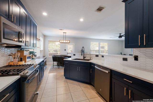 21646 Seminole Oaks, San Antonio, TX 78261