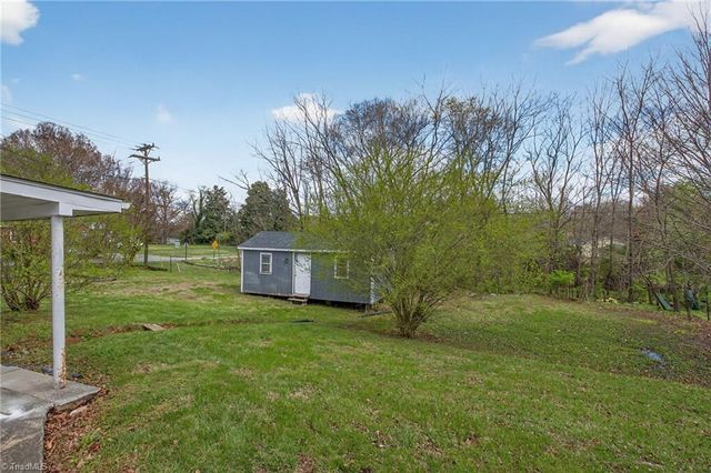 214 N Henry Street, Stoneville, NC 27048