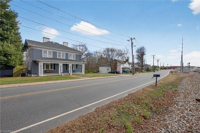 214 N Henry Street, Stoneville, NC 27048