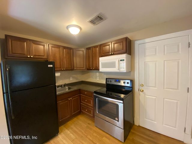 2908 POST Street 6, Jacksonville, FL 32205