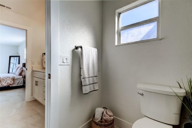 12172 WILD ACRES ROAD, Largo, FL 33773