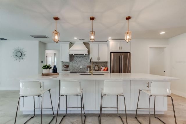 12172 WILD ACRES ROAD, Largo, FL 33773