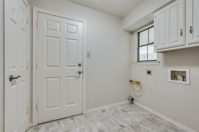 6905 Chevy Chase, Dallas, TX 75225
