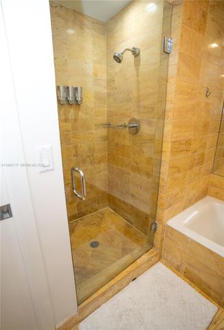 1395 Brickell Ave 3012, Miami, FL 33131