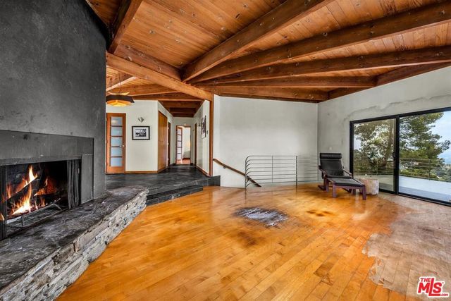 8630 Skyline Drive, Los Angeles, CA 90046