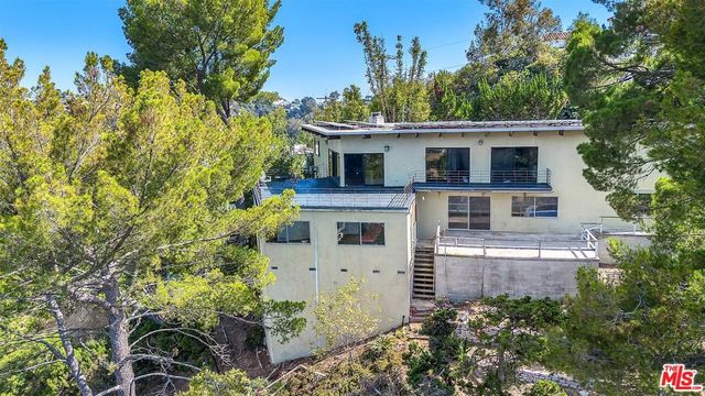 8630 Skyline Drive, Los Angeles, CA 90046