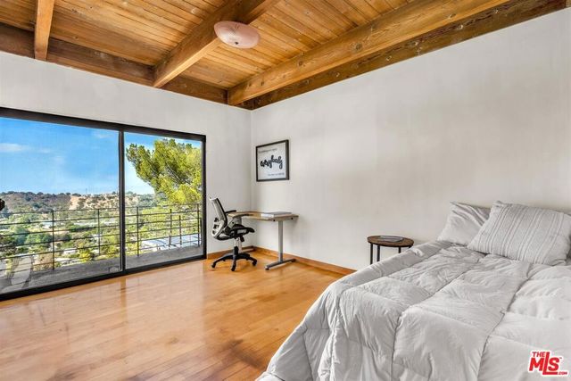 8630 Skyline Drive, Los Angeles, CA 90046