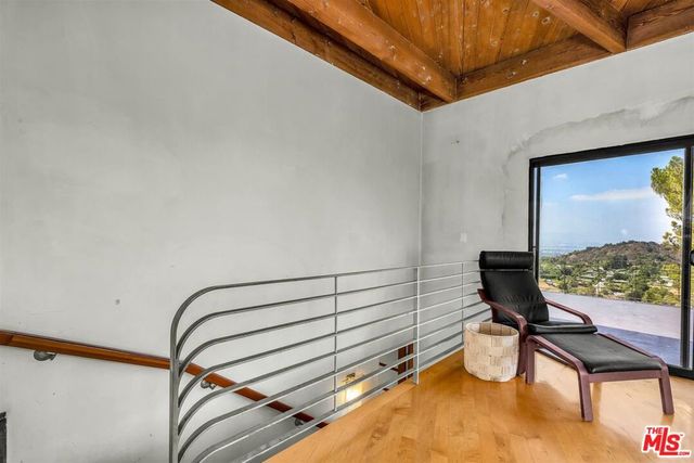 8630 Skyline Drive, Los Angeles, CA 90046