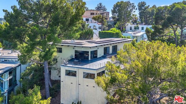 8630 Skyline Drive, Los Angeles, CA 90046