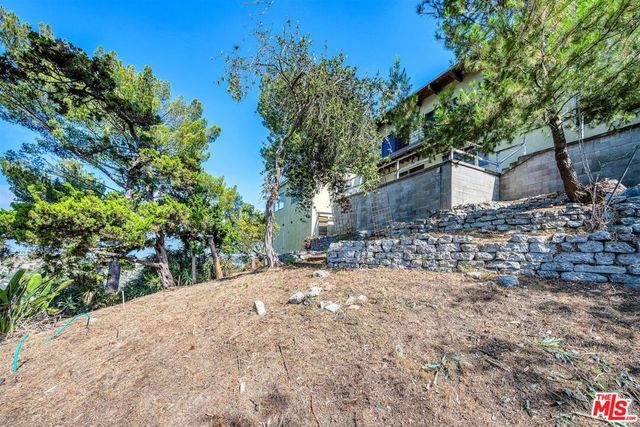 8630 Skyline Drive, Los Angeles, CA 90046