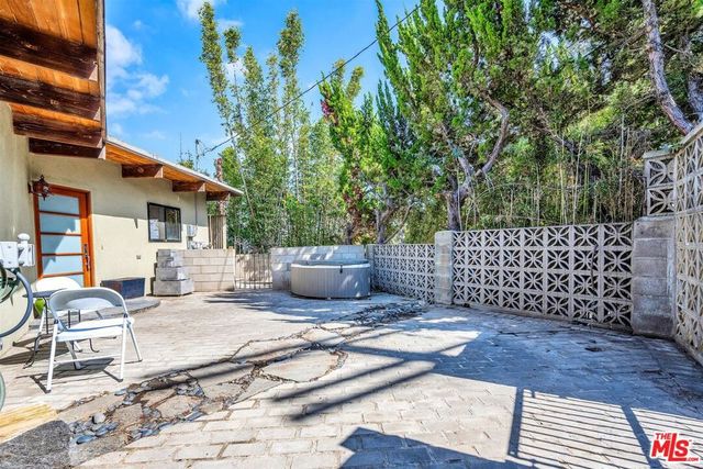 8630 Skyline Drive, Los Angeles, CA 90046