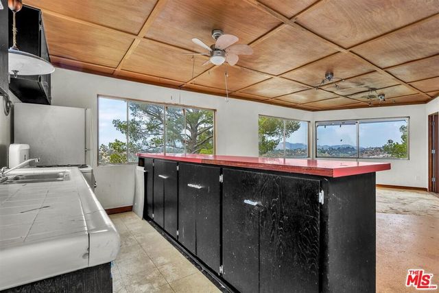 8630 Skyline Drive, Los Angeles, CA 90046