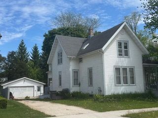 154 S East STREET, Elkhart Lake, WI 53020