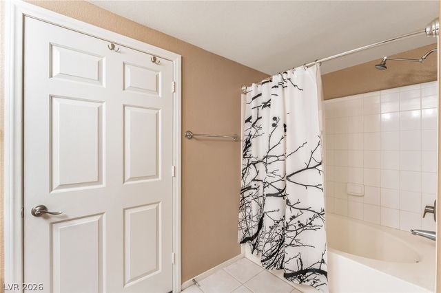 2000 Quartz Cliff Street 106, Las Vegas, NV 89117