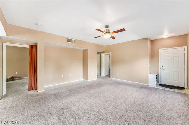 2000 Quartz Cliff Street 106, Las Vegas, NV 89117
