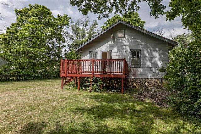 7907 Chestnut Avenue, Kansas City, MO 64132