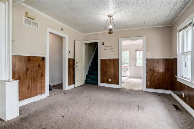 7907 Chestnut Avenue, Kansas City, MO 64132